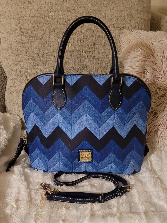 Dooney & Bourke Handbags - Dooney & Bourke Navy and Denim Chevron Satchel EUC